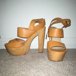 JustFab Platform Heels Size:9